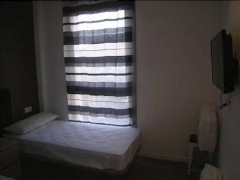 Golden 21 Hotel Madrid Bagian luar foto