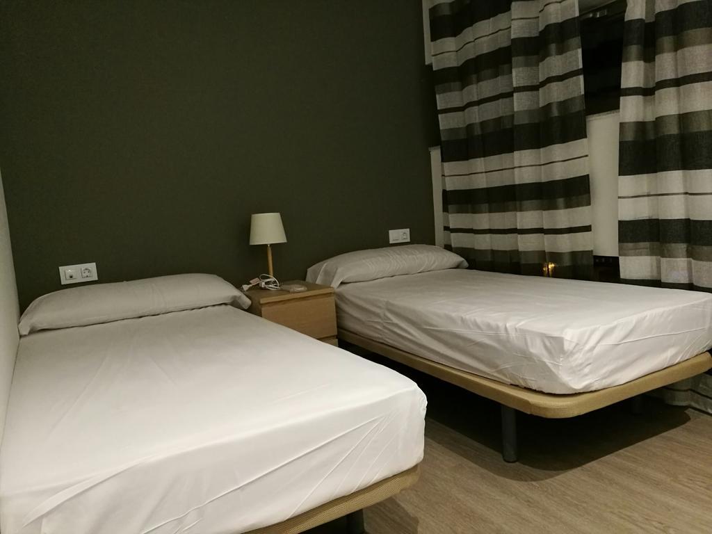 Golden 21 Hotel Madrid Bagian luar foto