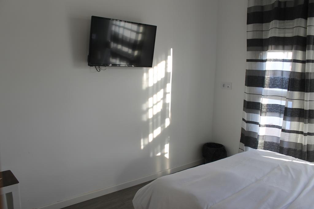 Golden 21 Hotel Madrid Bagian luar foto