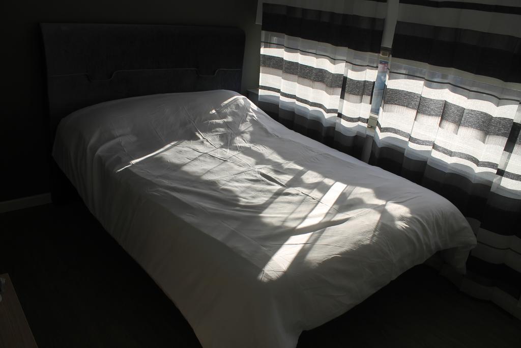 Golden 21 Hotel Madrid Bagian luar foto